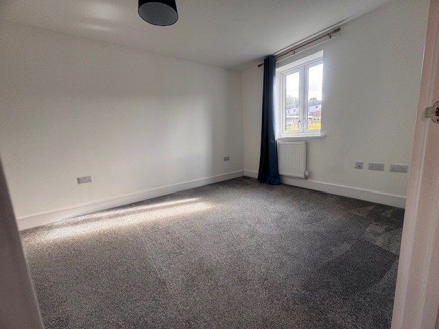 24 Graham Edge, Littlecombe, Dursley